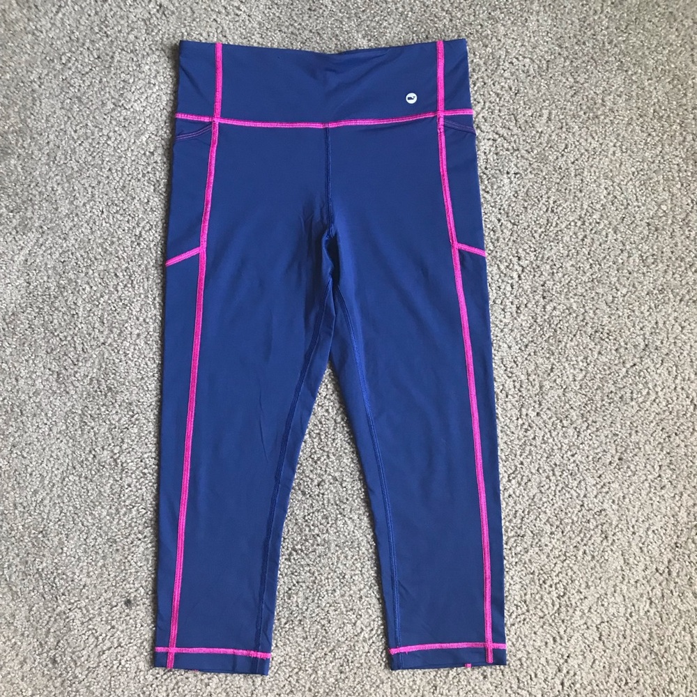 Vineyard Vines Solid Performance Crop Leggings - image 3